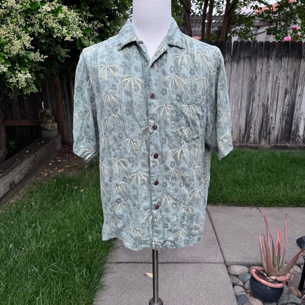 Bermuda Bay Mens M 100% Silk Hawaiian Theme Print Tropical Short Sleeve Shirt